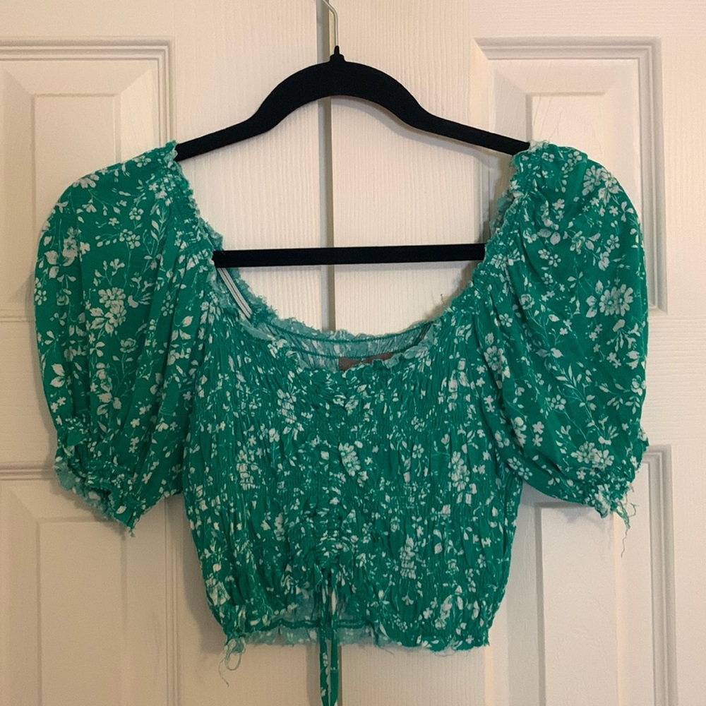 Crop top
